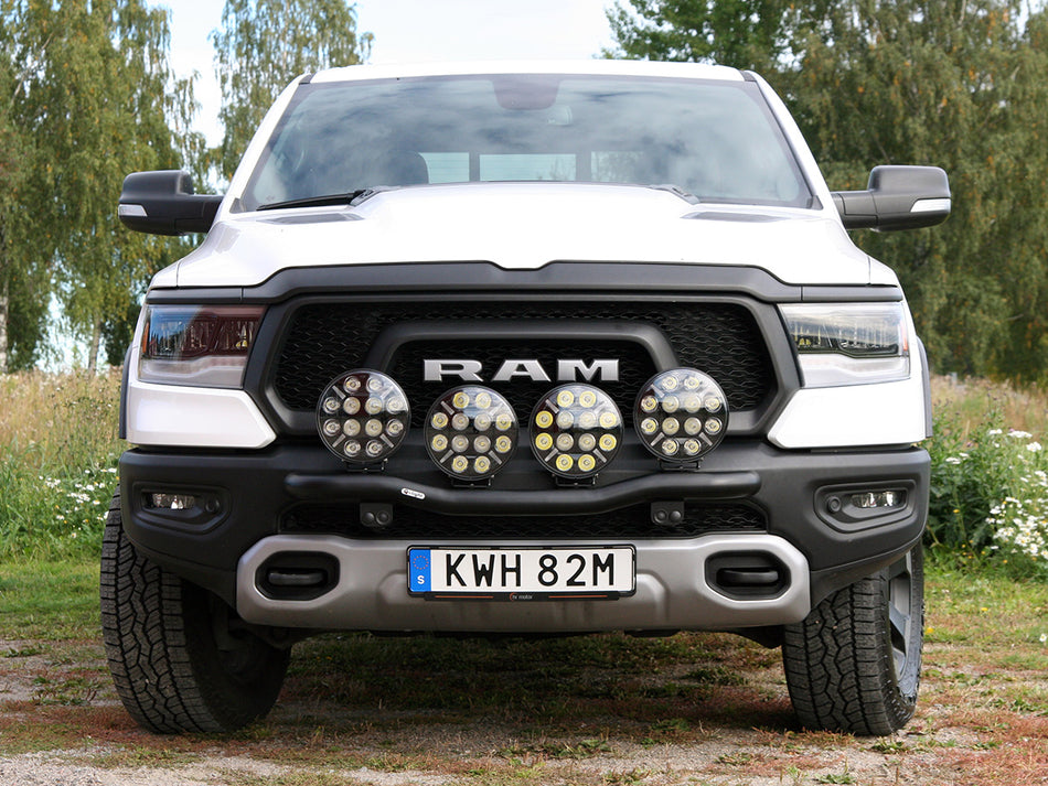 Extraljusfäste RAM 1500 19- Rebel & TRX för 4st runda extraljus