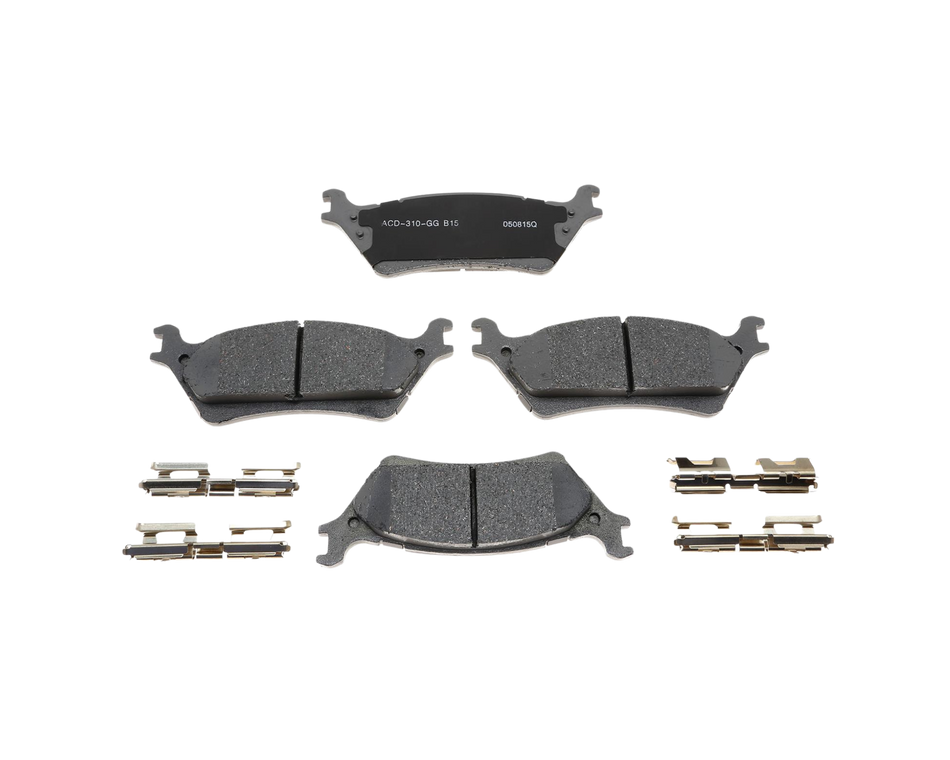 Bakre bromsbelägg från ACDelco med artikelnummer 19304709. Passar till Ford F-150 med mekanisk parkeringsbroms. 