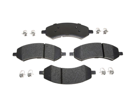 Främre bromsbelägg från ACDelco med artikelnummer 19342229. Passar till RAM 1500 DS.