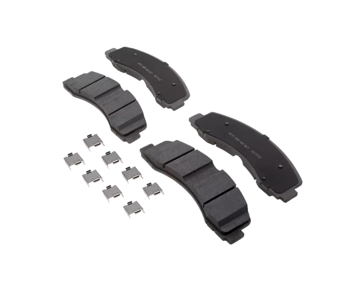 Främre bromsbelägg med artikelnummer 19429933 från ACDelco. Passar till Ford F-150.