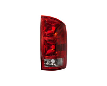 Höger baklykta med artikelnummer 334-1906R-US från DEPO. Passar till RAM 1500, 2500 & 3500. 