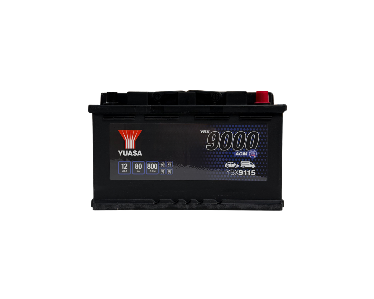 AGM-Batteri från Yuasa med artikelnummer 422YBX9115. Passar till bilar med start-stop-funktion. 