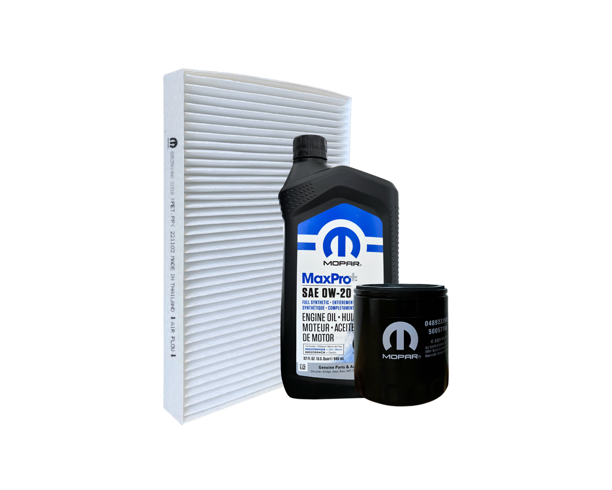 Servicepaket innehållande oljefilter, motorolja och kupéfilter med artikelnummer SPCHA2B från Mopar. Passar till Dodge Challenger och Charger med 5.7L HEMI motor.